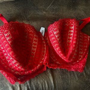 Adore Me Lace Bra NWT 38DD - Red